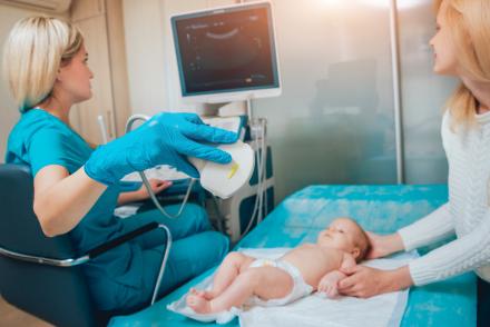 Gyermekkori hasfájás, hányás, székrekedés? Hasi ultrahang kicsiknek Gyermekkori hasfájás, hányás, székrekedés? Hasi ultrahang kicsiknek