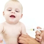 oltást kapó kisbaba, Pneumococcus, védőoltás oltást kapó kisbaba, Pneumococcus, védőoltás